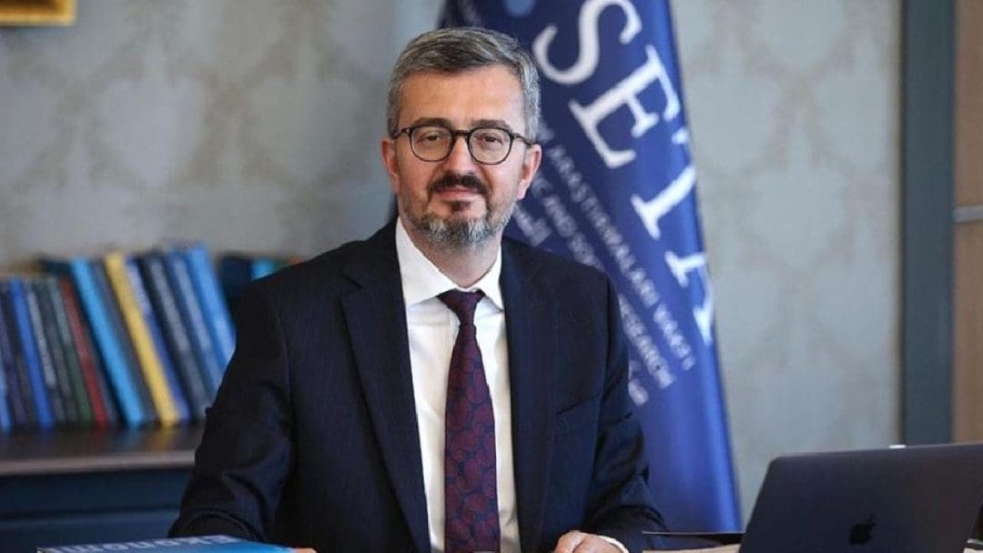 Burhanettin Duran Kimdir?