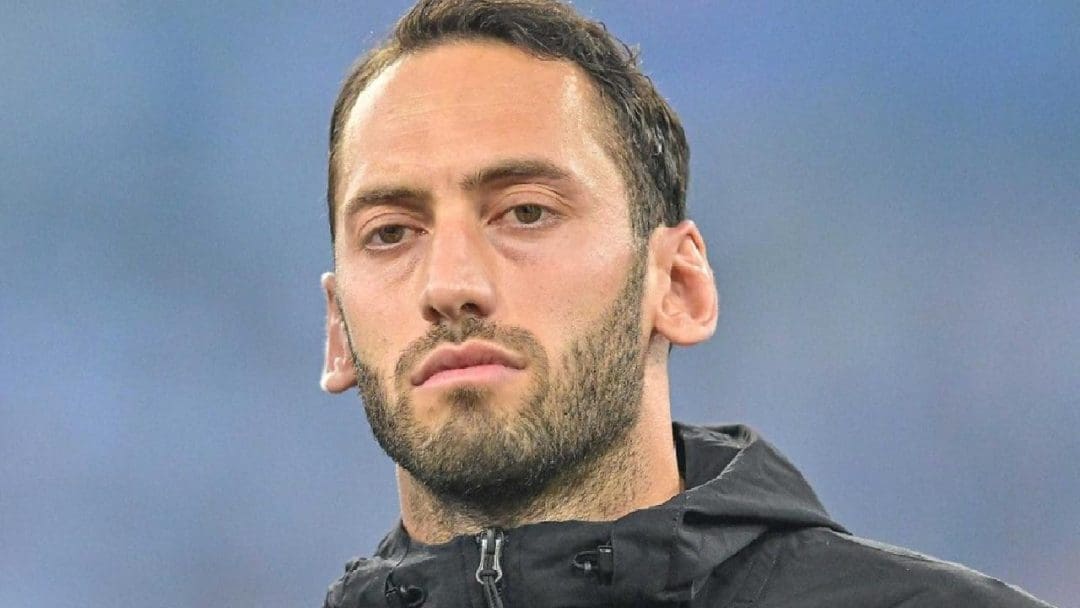 Hakan Çalhanoğlu'nun Inter’de Kalma Durumu
