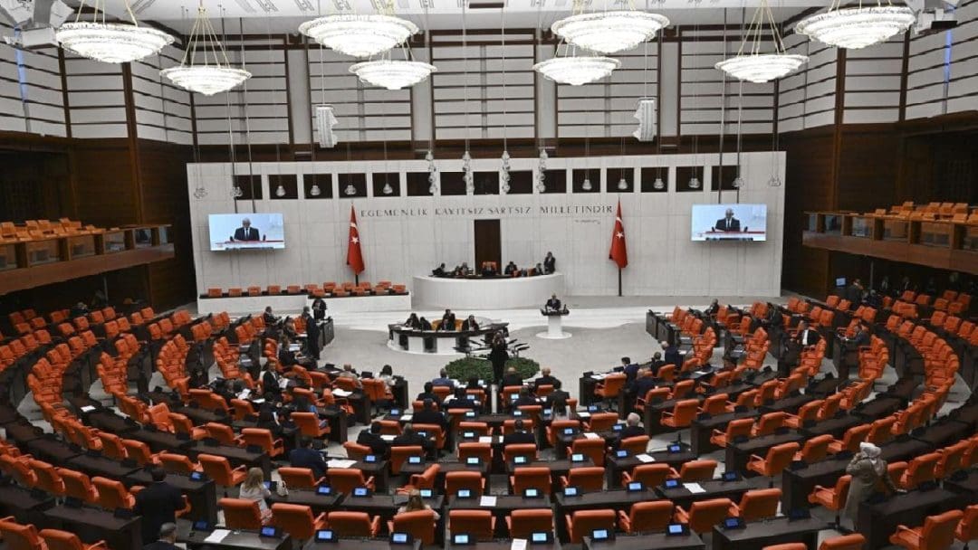 Torba Yasa Teklifinin Kabulü ve Gerginlik