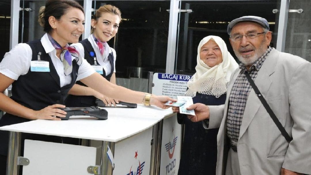 Ulaştırma ve Altyapı Bakanı Abdulkadir Uraloğlu'ndan Yaz Dönemi YHT Seferleri Planlaması